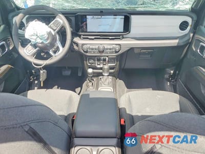Zdjęcie 8 z 14 samochodu: 2026 JEEP WRANGLER SAHARA VIN:1C4PJXENXTW194384 - miniatura