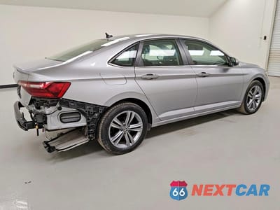 Trzecie zdjęcie samochodu z tyłu: 2024 VOLKSWAGEN JETTA SE VIN:3VWEM7BU7RM017775 - miniatura