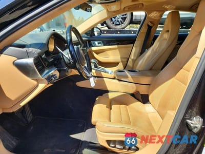 Zdjęcie 7 z 12 samochodu: 2020 PORSCHE PANAMERA BASE VIN:WP0AA2A7XLL100330 - miniatura