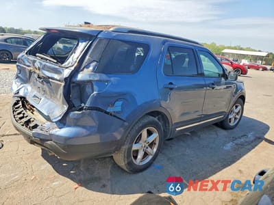 Trzecie zdjęcie samochodu z tyłu: 2018 FORD EXPLORER XLT VIN:1FM5K7D82JGA23423 - miniatura