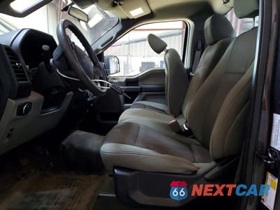 Zdjęcie 7 z 12 samochodu: 2019 FORD F150 VIN:1FTMF1EP8KKC74954 - miniatura