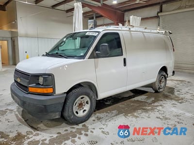 2017 CHEVROLET EXPRESS G2500 1GCWGAFF0H1326975 - główne zdjęcie licytacji z USA - miniatura