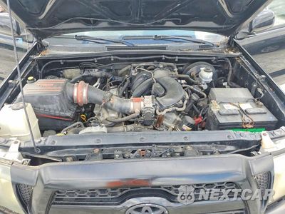 Zdjęcie 11 z 12 samochodu: 2011 TOYOTA TACOMA DOUBLE CAB VIN:3TMLU4EN6BM065240 - miniatura