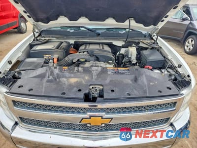 Zdjęcie 11 z 12 samochodu: 2013 CHEVROLET SILVERADO K1500 HYBRID VIN:3GCUKUEJ6DG235461 - miniatura