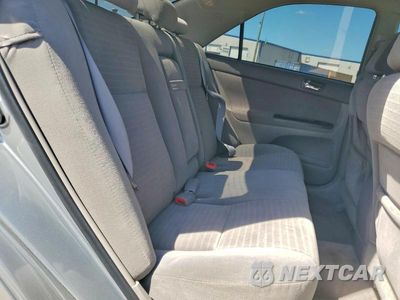 Zdjęcie 10 z 12 samochodu: 2005 TOYOTA CAMRY LE VIN:4T1BE30K55U604894 - miniatura