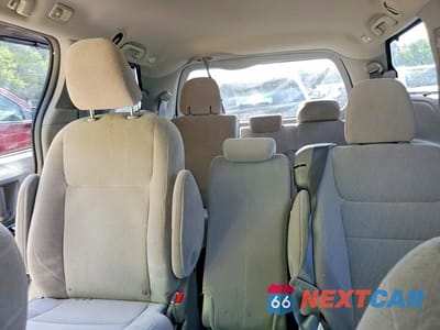 Zdjęcie 10 z 13 samochodu: 2017 TOYOTA SIENNA LE VIN:5TDKZ3DC9HS851310 - miniatura