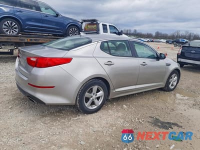 Trzecie zdjęcie samochodu z tyłu: 2014 KIA OPTIMA LX VIN:5XXGM4A71EG325753 - miniatura