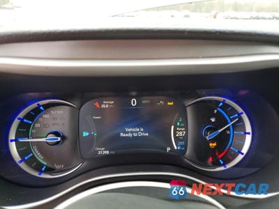 Zdjęcie 9 z 14 samochodu: 2025 CHRYSLER PACIFICA HYBRID SELECT VIN:2C4RC1S71SR567180 - miniatura