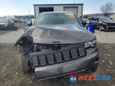 Piąte zdjęcie samochodu w środku: 2021 JEEP GRAND CHEROKEE LAREDO VIN:1C4RJFAG2MC790926 - miniatura