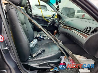 Zdjęcie 7 z 12 samochodu: 2002 BMW 325 I VIN:WBAET37442NG82457 - miniatura