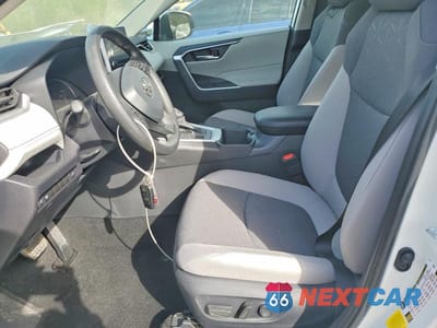 Zdjęcie 7 z 12 samochodu: 2025 TOYOTA RAV4 XLE VIN:2T3W1RFVXSC352842 - miniatura