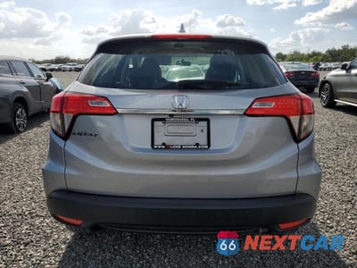 Zdjęcie 6 z 14 samochodu: 2022 HONDA HR-V LX VIN:3CZRU5H31NM705962 - miniatura
