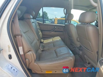 Zdjęcie 11 z 13 samochodu: 2004 TOYOTA SEQUOIA LIMITED VIN:5TDBT48A94S221135 - miniatura