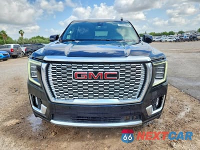 Piąte zdjęcie samochodu w środku: 2021 GMC YUKON XL C1500 SLT VIN:1GKS1GKD1MR463740 - miniatura