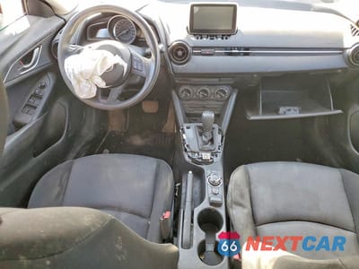 Zdjęcie 8 z 13 samochodu: 2016 MAZDA CX-3 SPORT VIN:JM1DKBB79G0126286 - miniatura