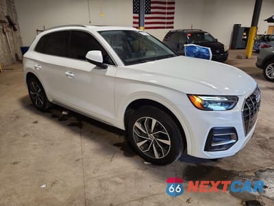 Czwarte zdjęcie samochodu z boku: 2021 AUDI Q5 PREMIUM PLUS VIN:WA1BAAFY2M2002135 - miniatura