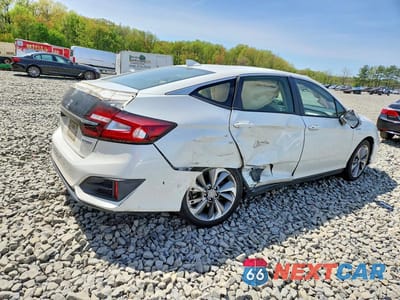 Trzecie zdjęcie samochodu z tyłu: 2018 HONDA CLARITY VIN:JHMZC5F12JC020177 - miniatura