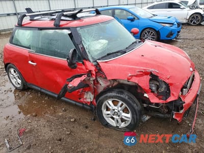 Czwarte zdjęcie samochodu z boku: 2013 MINI COOPER VIN:WMWSU3C54DT370925 - miniatura