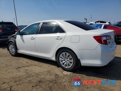 Drugie zdjęcie samochodu z przodu: 2014 TOYOTA CAMRY HYBRID LE VIN:4T1BD1FK2EU114024 - miniatura