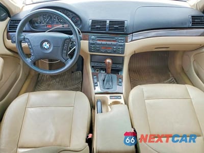 Zdjęcie 8 z 12 samochodu: 2003 BMW 325 I VIN:WBAEV33483PD57753 - miniatura