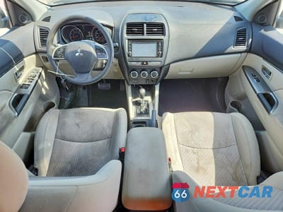 Zdjęcie 8 z 13 samochodu: 2018 MITSUBISHI OUTLANDER SPORT ES VIN:JA4AR3AU0JZ027915 - miniatura