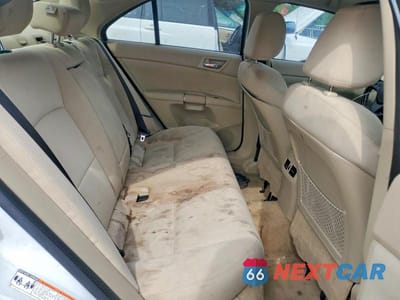 Zdjęcie 10 z 13 samochodu: 2010 SUZUKI KIZASHI SE VIN:JS2RE9A34A6101326 - miniatura