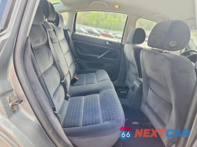 Zdjęcie 10 z 12 samochodu: 2003 VOLKSWAGEN PASSAT GL VIN:WVWMD63B93P034228 - miniatura
