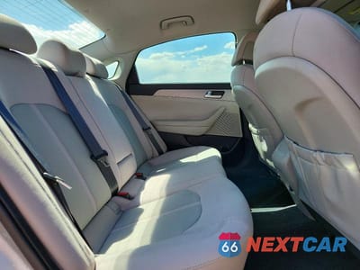 Zdjęcie 10 z 12 samochodu: 2016 HYUNDAI SONATA SE VIN:5NPE24AFXGH321776 - miniatura