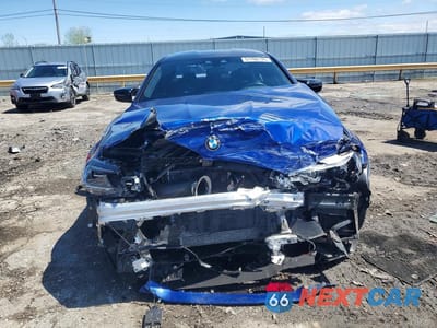 Piąte zdjęcie samochodu w środku: 2019 BMW M5 VIN:WBSJF0C56KB447281 - miniatura