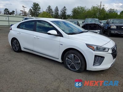Czwarte zdjęcie samochodu z boku: 2020 HYUNDAI IONIQ SE VIN:KMHC65LD9LU189201 - miniatura