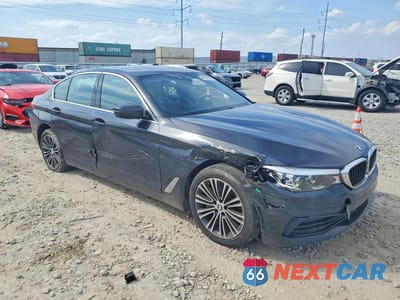 Czwarte zdjęcie samochodu z boku: 2019 BMW 530 XI VIN:WBAJA7C52KWW04664 - miniatura