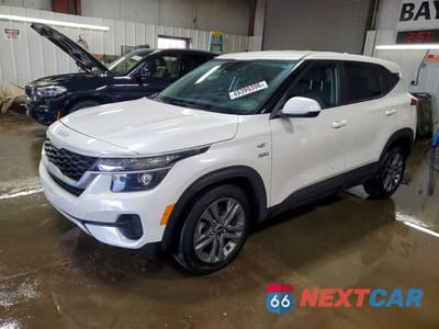 2023 KIA SELTOS LX KNDEPCAA8P7451429 - główne zdjęcie licytacji z USA - miniatura