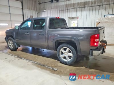 Drugie zdjęcie samochodu z przodu: 2010 CHEVROLET SILVERADO K1500 LS VIN:3GCRKREA8AG266614 - miniatura