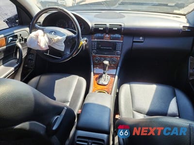 Zdjęcie 8 z 12 samochodu: 2007 MERCEDES-BENZ C 280 4MATIC VIN:WDBRF92H97F899492 - miniatura