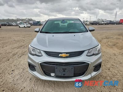 Piąte zdjęcie samochodu w środku: 2020 CHEVROLET SONIC PREMIER VIN:1G1JF5SB9L4114146 - miniatura