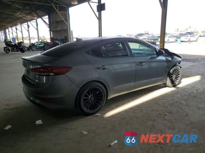 Trzecie zdjęcie samochodu z tyłu: 2017 HYUNDAI ELANTRA SE VIN:KMHD74LF3HU151578 - miniatura