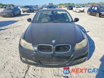 Piąte zdjęcie samochodu w środku: 2011 BMW 328 I VIN:WBAPH7C53BE683189 - miniatura