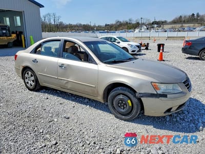 Czwarte zdjęcie samochodu z boku: 2010 HYUNDAI SONATA GLS VIN:5NPET4AC2AH599470 - miniatura