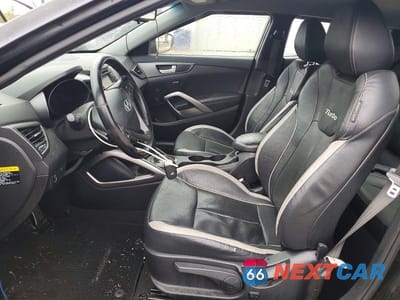 Zdjęcie 7 z 12 samochodu: 2015 HYUNDAI VELOSTER VIN:KMHTC6AEXFU223306 - miniatura