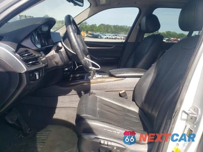 Zdjęcie 7 z 12 samochodu: 2015 BMW X5 XDRIVE35I VIN:5UXKR0C50F0P14983 - miniatura