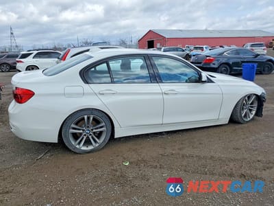 Trzecie zdjęcie samochodu z tyłu: 2017 BMW 330 XI VIN:WBA8D9G38HNU63589 - miniatura