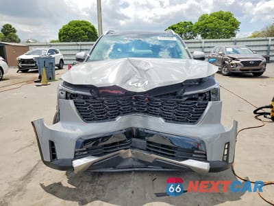 Piąte zdjęcie samochodu w środku: 2025 KIA SORENTO EX VIN:5XYRH4JF2SG397864 - miniatura