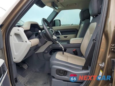 Zdjęcie 7 z 14 samochodu: 2022 LAND ROVER DEFENDER 110 X-DYNAMIC HSE VIN:SALE37RU8N2104669 - miniatura