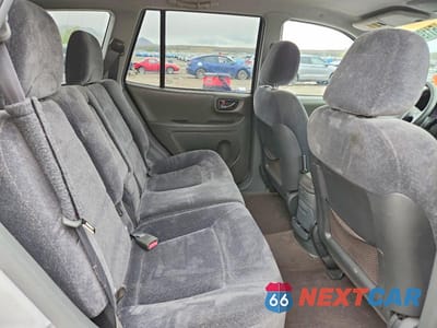 Zdjęcie 11 z 13 samochodu: 2002 HYUNDAI SANTA FE GLS VIN:KM8SC13D82U287535 - miniatura
