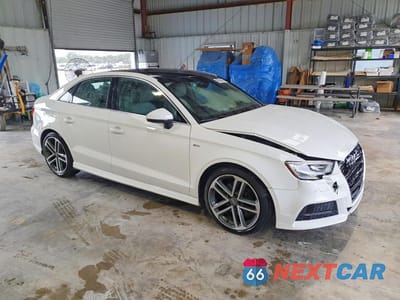 Czwarte zdjęcie samochodu z boku: 2018 AUDI A3 PREMIUM PLUS VIN:WAUGUGFF9J1071553 - miniatura