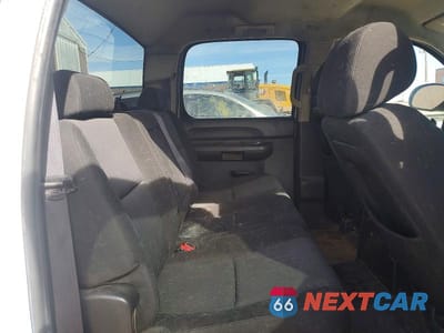 Zdjęcie 10 z 12 samochodu: 2011 CHEVROLET SILVERADO K2500 HEAVY DUTY LT VIN:1GC1KXCG0BF133258 - miniatura