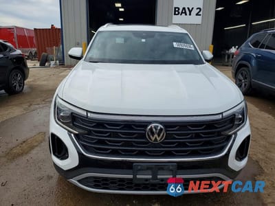 Piąte zdjęcie samochodu w środku: 2024 VOLKSWAGEN ATLAS CROSS SPORT SE VIN:1V2KE2CA8RC253622 - miniatura