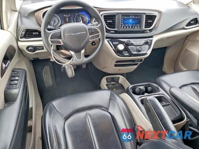 Zdjęcie 8 z 13 samochodu: 2020 CHRYSLER VOYAGER LXI VIN:2C4RC1DG6LR148966 - miniatura