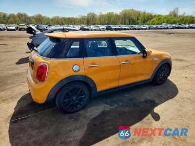 Trzecie zdjęcie samochodu z tyłu: 2017 MINI COOPER S VIN:WMWXU3C55H2D31958 - miniatura