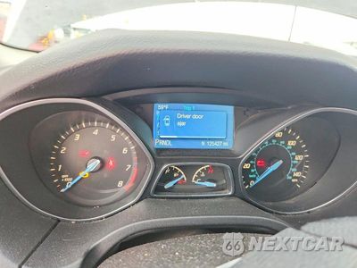 Zdjęcie 9 z 12 samochodu: 2014 FORD FOCUS SE VIN:1FADP3F26EL293437 - miniatura